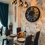 Luxory Dreamy Sunset, Seafront, Direct Access To The Promenade,wifi,pool,free Parking Apartment Los Cristianos (Tenerife)