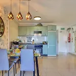 Apartment Luxory Dreamy Sunset, Seafront, Direct Access To The Promenade,wifi,pool,free Parking *