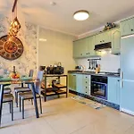 Luxory Dreamy Sunset, Seafront, Direct Access To The Promenade,wifi,pool,free Parking