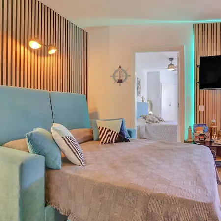 Luxory Dreamy Sunset, Seafront, Direct Access To The Promenade,wifi,pool,free Parking 公寓 洛斯克里斯蒂亚诺斯
