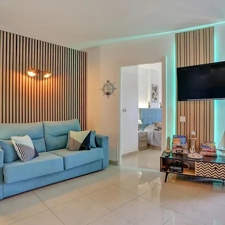 Luxory Dreamy Sunset, Seafront, Direct Access To The Promenade,wifi,pool,free Parking Apartment