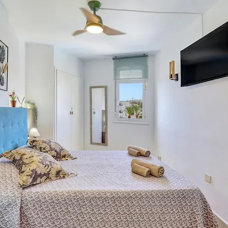 Luxory Dreamy Sunset, Seafront, Direct Access To The Promenade,wifi,pool,free Parking 公寓 *