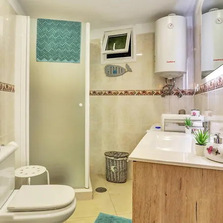 Appartement Luxory Dreamy Sunset, Seafront, Direct Access To The Promenade,wifi,pool,free Parking *