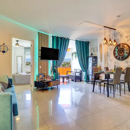 Luxory Dreamy Sunset, Seafront, Direct Access To The Promenade,wifi,pool,free Parking Appartement *