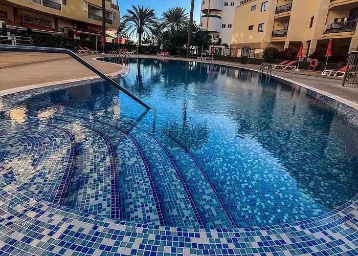 Luxory Dreamy Sunset, Seafront, Direct Access To The Promenade,wifi,pool,free Parking 公寓