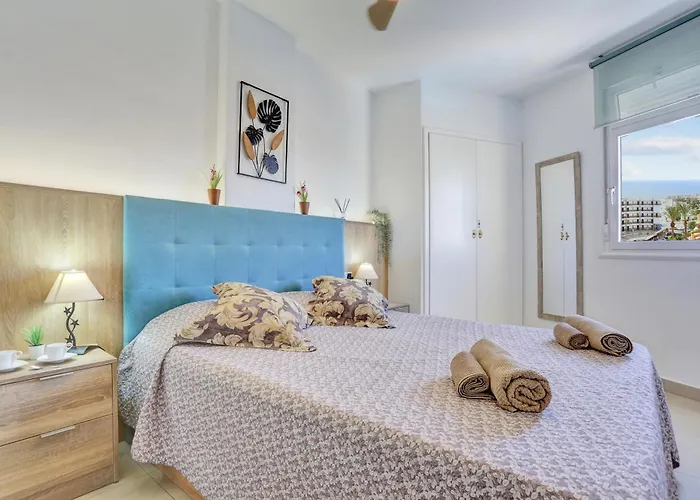 Luxory Dreamy Sunset, Seafront, Direct Access To The Promenade,wifi,pool,free Parking