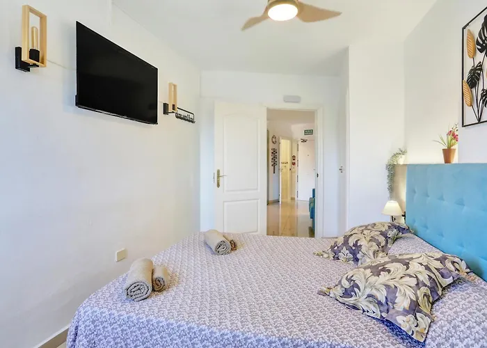 Apartman Luxory Dreamy Sunset, Seafront, Direct Access To The Promenade,wifi,pool,free Parking Los Cristianos